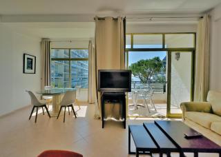 SKOL 335. Fantastic Beachfront Apartment Facing South. - Marbella - 6