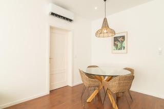 Cozy Sea View Apartment near City & Airport - Ponta Delgada - 3