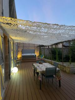 Magnifique maison de campagne avec jacuzzi - La Roche-Canillac - 4