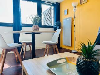 Taouata - Face au port - 2