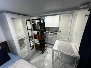 Beach Bliss Studio *5 min to beach* - Fort Lauderdale - 7