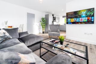 Luxury 2 Bedroom Apartment - Parking & Balcony - Underfloor Heating - 6MC - Birmingham - 0