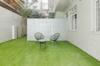 Snug studio apartment with pvt garden access I - Atene - 4