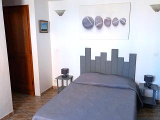 La Tour Fondue Appartement vue mer Grand T2 face a Porquerolles Drap serviette non fournis - Hyères - 7