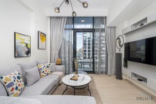 Comfy 1BR in Azizi Riviera 8, Al Merkadh by Deluxe Holiday Homes - Dubai - 9