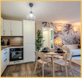 Chez Clemence I T3 I Ville La Grand - 1
