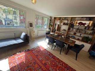 Appartement style galerie d'art avec parking - París - 2