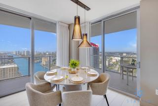 Luxury 3 BR Stunning View & High Floor Hot Tub - Hollywood - 8