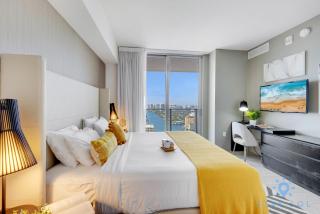 Luxury 3 BR Stunning View & High Floor Hot Tub - 6