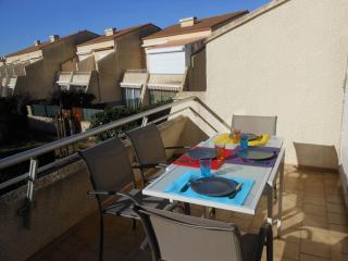 APPT 2 PIECES MEZZANINE 28M2 + TERRASSE 10M2 REF 4038 - Le Castellas - 6