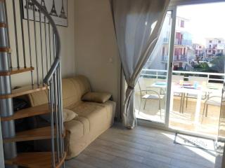 APPT 2 PIECES MEZZANINE 28M2 + TERRASSE 10M2 REF 4038 - 7