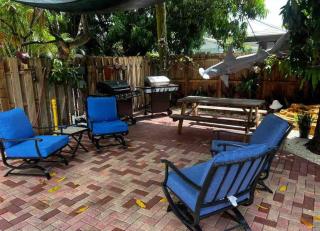 Ocean Oasis Studio *5 min to beach* - Fort Lauderdale - 1