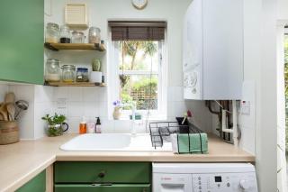 Victoria Park 2 Bedroom House w/ Garden & Parking - Londra - 7