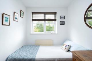 Victoria Park 2 Bedroom House w/ Garden & Parking - Londra - 2