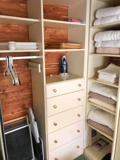 Center City Townhome in Quiet Courtyard - 1