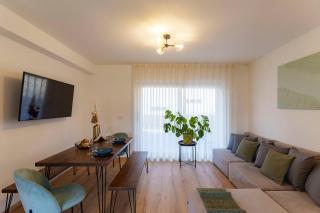 Mountain View Suites - 1