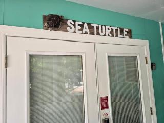 Sea Turtle - Fresh Spacious Cottage W&D Kit 1.3 Mi to Beach - Bonita Springs - 5