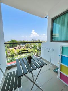 Club Royal Condominium Wongamat 1 bedroom on the first line of the sea - North Pattaya - 1
