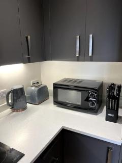 Spacious One Bedroom Apartment - Hemel Hempstead - 3
