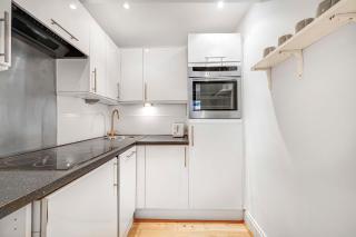 Urban Chic Retreat in Chelsea - 8