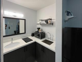Studio 6 Conroe, TX - 7