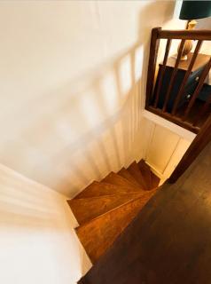 Crown Cottage by MaisonPro - Dudbridge - 3