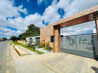Blackcurrant Apartment 2 - Lusaka - 3