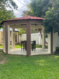 Villa Familiar con Piscina Privada y Rio - Bonao - 2