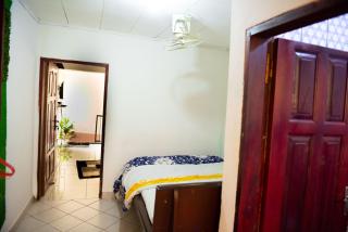 Appartement lumineux et paisible près centre Yaoundé - 2