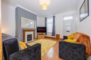 Cosy Two bedroom Terrace Blackburn - Cherry Tree - 8
