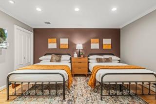 5 bdrm - Heated Indoor Pool - Elevator - Philadelphia - 9
