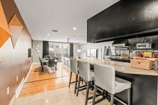 5 bdrm - Heated Indoor Pool - Elevator - Philadelphia - 5