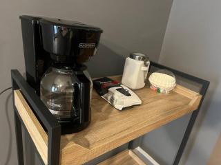 No-frills 3BR with 2-car Parking - Philadelphia - 8