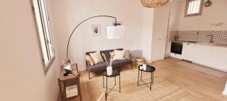Nice apartment with balcony in the center - Avignone - 5