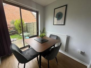 Restful Riverside Home - Lincolnshire - 3