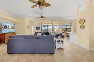 Gulf Access, Kayaks, Heated Pool - Villa Happy Hour - Roelens Vacations - Cape Coral - 3
