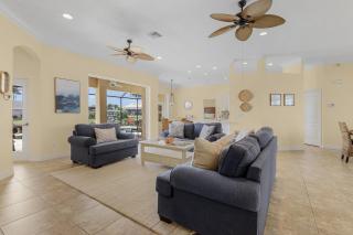 Gulf Access, Kayaks, Heated Pool - Villa Happy Hour - Roelens Vacations - Cape Coral - 1