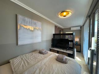 Deluxe Sunrise Sky Terrasse 2 Bedroom Design Apartment & Fantastic Lake View - Maderno - 3