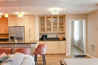 Sojourn Sanctuary Seaside Escape 3 BR - Virginia Beach - 2