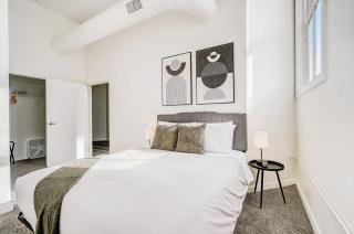 CozySuites - 2BR with Direct Skybridge Access #4 - 5