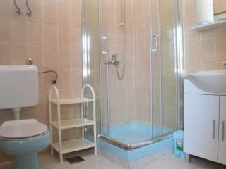 Apartments Venilia - Lukoran - 4