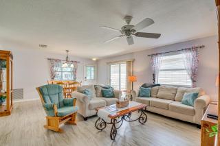 Home with Resort Amenities in The Villages - The Villages - 7