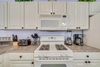 Home with Resort Amenities in The Villages - The Villages - 1