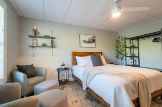 Gorgeous Modern Farmhouse w/Hot Tub & Pool Table - Helen - 4