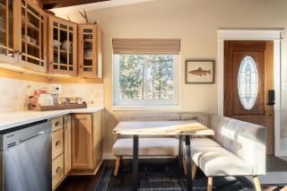 Pine Perch ~ Cozy Mountain Cabin w/ Views - 5