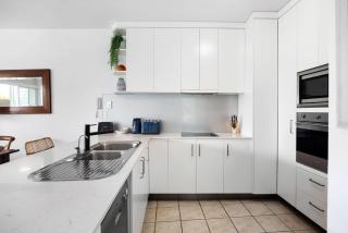 7 28 Duke Street Sunshine Beach - Sunshine Beach - 1