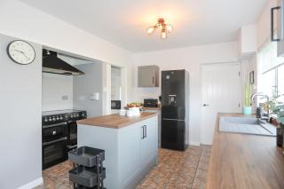 Avalon - Bryngwran - Holyhead - 4