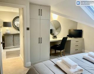 Mere View Loft, Bowness-on-Windermere - 1
