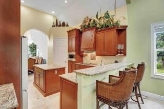 New luxury home in PB 5king beds free parking+wifi - West Palm Beach - 2