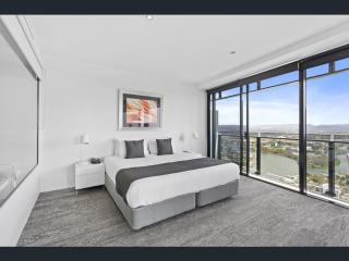 Circle on Cavill - Hosted by Coastal Letting Co. - 1